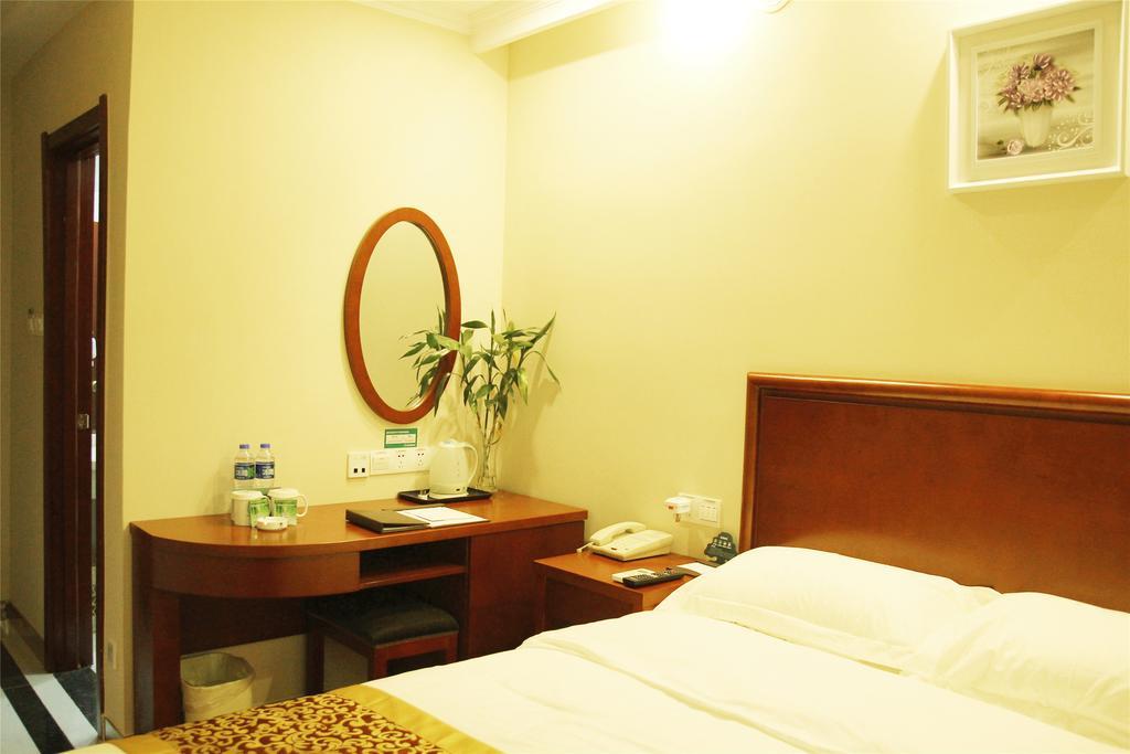 Greentree Inn Guangxi Yulin Jincheng Commercial Building Shell Hotel Екстериор снимка